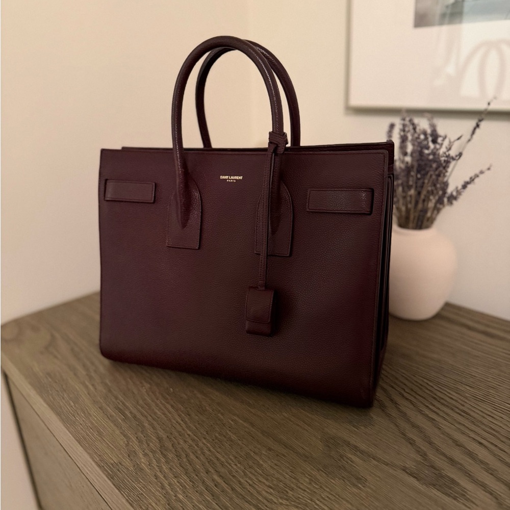 Saint Laurent Burgundy sac de jour size small